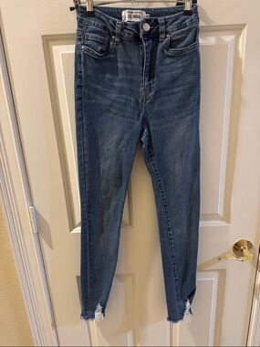 Refuge Columbia Women's Blue High-Rise Skinny Jeans Frayed ankle